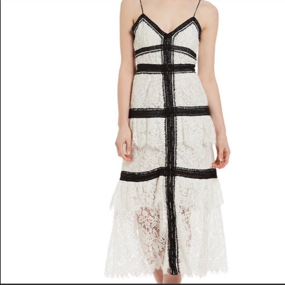 Gianni Bini Dresses & Skirts - Gianni Bini lace gown